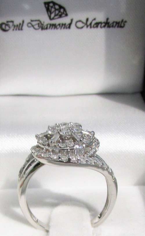 **GORGEOUS SWIRL [R56331]** CLUSTER DESIGN [1.300ct] DIAMOND RING [WHITE GOLD] - BUY SAFE