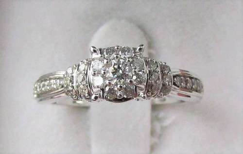 **SUPER SPARKLY [R38083]** DESIGNER CLUSTER [0.730ct] DIAMOND [SI3] RING [WHITE GOLD] - BUY SAFE