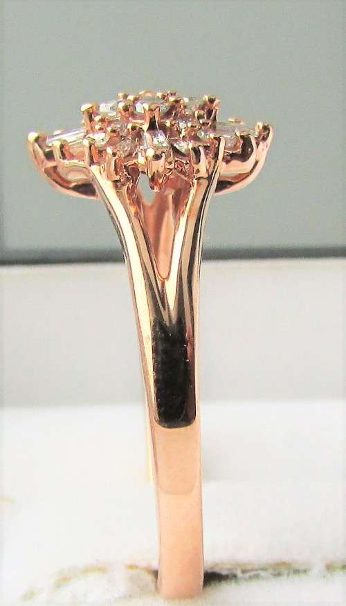 **STUNNING [R28083]** ROUND / BAGUETTE CUT [0.400ct] DIAMOND RING [ROSE GOLD] - BUY SAFE