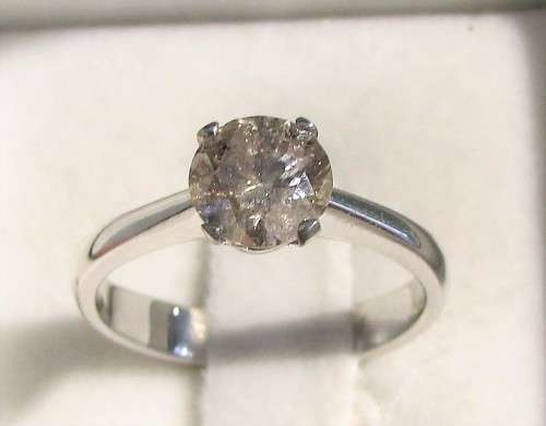 **NEARLY 1CT DEAL [R31528]** ROUND CUT [0.930ct] SOLITAIRE DIAMOND RING [WHITE GOLD] - BUY SAFE