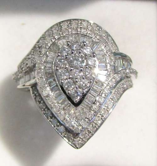 **MASSIVE DEAL [R74327]** PEAR SHAPE DESIGN [1.750ct] DIAMOND RING [WHITE GOLD] - BUY SAFE