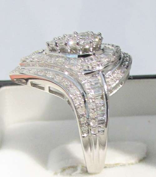 **MASSIVE DEAL [R74327]** PEAR SHAPE DESIGN [1.750ct] DIAMOND RING [WHITE GOLD] - BUY SAFE
