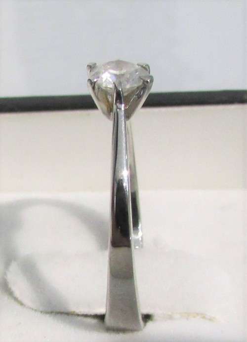 **6 CLAW DESIGN [R26473]** ROUND CUT [0.310ct] SOLITAIRE DIAMOND RING [WHITE GOLD] - BUY SAFE