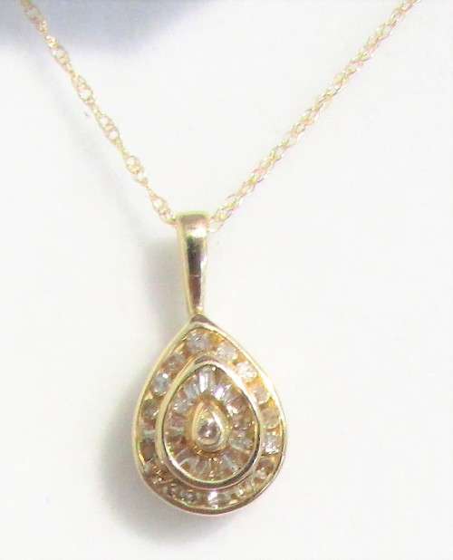 **SHEER CLASS [R21074]** DIAMOND PENDANT [0.250ct] ROUND / BAGUETTE CUT + OPTIONAL CHAIN - BUY SAFE