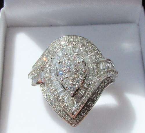 **MASSIVE DEAL [R74327]** PEAR SHAPED DESIGN [1.500ct] DIAMOND RING [WHITE GOLD] - BUY SAFE