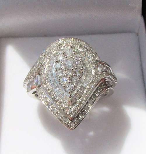 **MASSIVE DEAL [R74327]** PEAR SHAPED DESIGN [1.500ct] DIAMOND RING [WHITE GOLD] - BUY SAFE