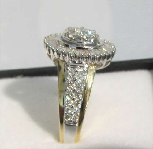 **HUGE DEAL [R74327]** DESIGNER ROUND / BAGUETTE CUT [1.350ct] DIAMOND RING [YELLOW GOLD] - BUY SAFE