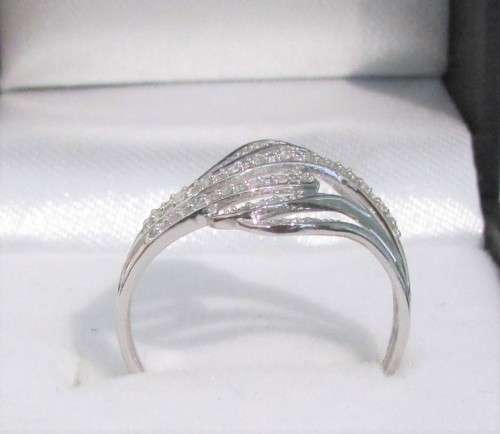 **GORGEOUS [R23419]** HIGH QUALITY [0.220ct] ROUND CUT DIAMOND BAND [WHITE GOLD] - BUY SAFE