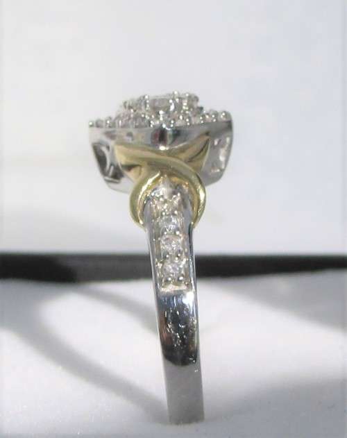 **TWIST DESIGN [R27451]** ROUND CUT [0.300ct] DIAMOND RING [TWO TONE GOLD] - BUY SAFE