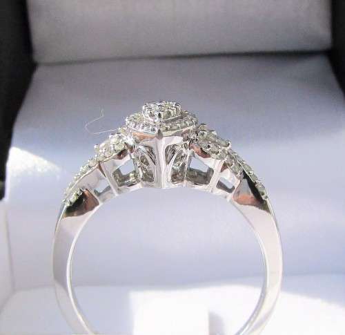 **FANTASTIC VALUE [R30412]** MARQUISE DESIGN [0.400ct] DIAMOND RING [WHITE GOLD] - BUY SAFE