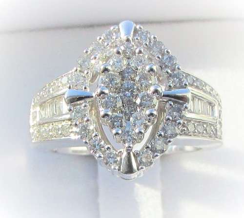 **MASSIVE DEAL [R84327]** MARQUISE SHAPED DESIGN [1.500ct] DIAMOND RING [WHITE GOLD] - BUY SAFE