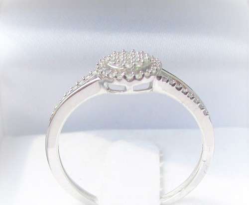 **HALO DESIGN | R28541** DIAMOND | 0.300ct | CLUSTER RING | WHITE GOLD - BUY SAFE