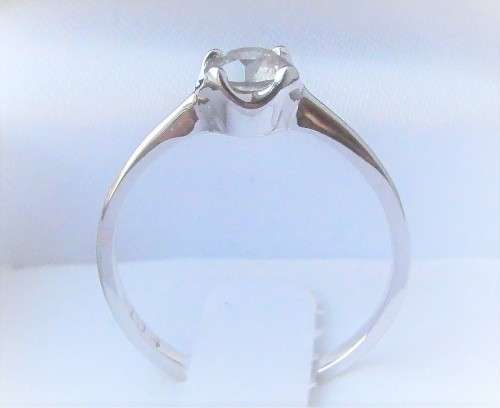 **BARGAIN BUY** ROUND CUT [0.700ct] DIAMOND SOLITAIRE RING [WHITE GOLD] - BUY SAFE