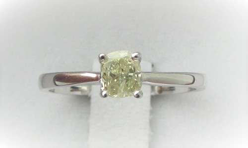 **BARGAIN BUY** FIERY RADIANT CUT [0.400ct] DIAMOND SOLITAIRE RING [WHITE GOLD] - BUY SAFE