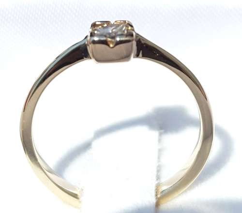 **BARGAIN BUY** FIERY PRINCESS CUT [0.300ct] DIAMOND SOLITAIRE RING [YELLOW GOLD] - BUY SAFE
