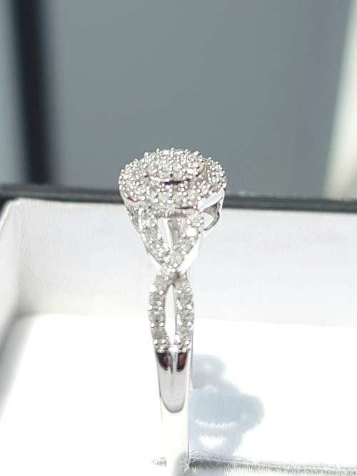 **GORGEOUS | R28384** TWIST DESIGN DIAMOND | 0.350ct | RING | WHITE GOLD - BUY SAFE
