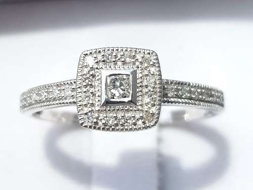 **GREAT VALUE | R23419** PRINCESS DESIGN  | 0.245ct | DIAMOND RING | WHITE GOLD - BUY SAFE