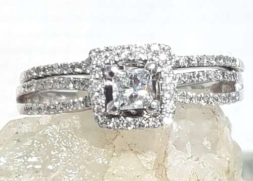 **EXCEPTIONAL | R50853** PRINCESS BRIDAL TWINSET |1.00ct| DIAMOND RING | WHITE GOLD - BUY SAFE
