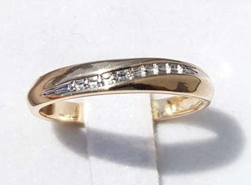 **STACKABLES | R12004** ROUND BRILLIANT CUT | 0.05ct | DIAMOND BAND | YELLOW GOLD - BUY SAFE