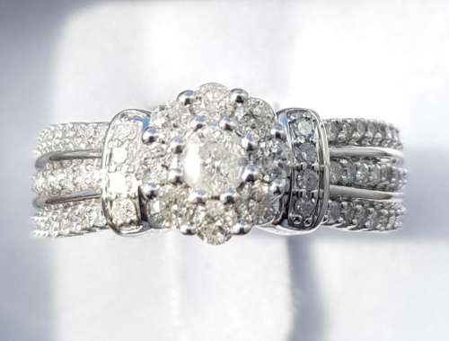 **FANTASTIC OFFER | R58632** ROUND CUT CLUSTER | 1.150ct | DIAMOND RING | WHITE GOLD - BUY SAFE