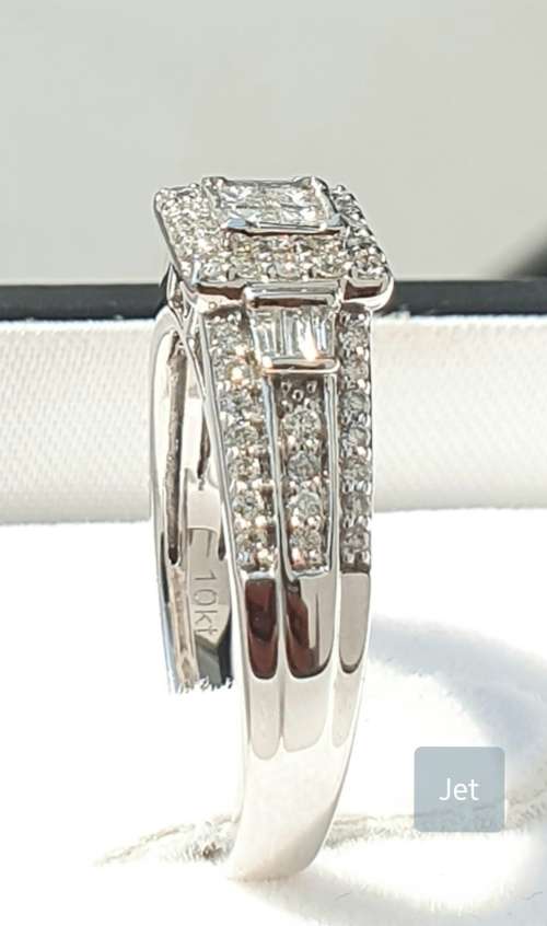 **GORGEOUS RING | R42632** ROUND / PRINCESS CUT | 0.775ct | DIAMOND RING | WHITE GOLD - BUY SAFE