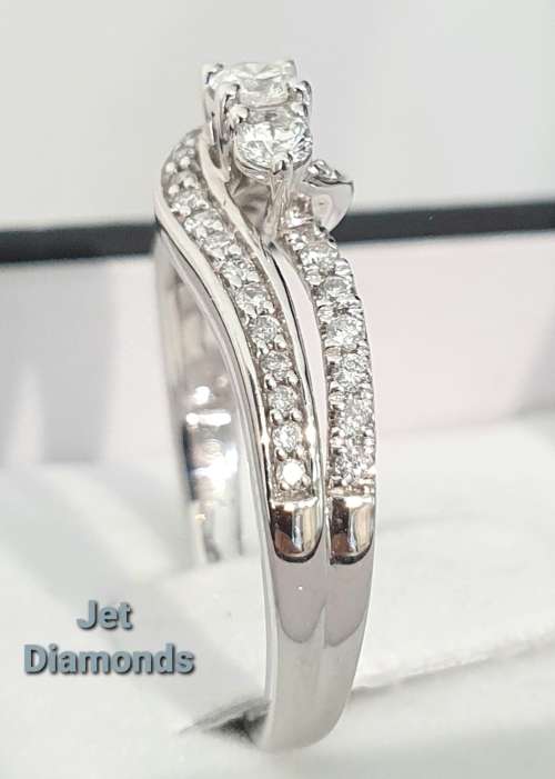 **TRILOGY DESIGN | R42852** HIGH QUALITY | 0.750ct | DIAMOND RING | WHITE GOLD - BUY SAFE