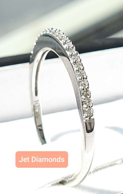 **STACKABLES | R21014** ROUND BRILLIANT CUT | 0.150ct | DIAMOND BAND | WHITE GOLD - BUY SAFE