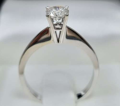 **NATURAL CERTIFIED DIAMOND | R59673** ROUND CUT | 0.580ct | DIAMOND RING | 18KT WHITE GOLD-BUY SAFE