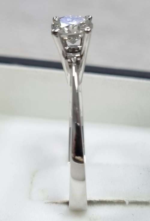 **NATURAL CERTIFIED DIAMOND | R59673** ROUND CUT | 0.580ct | DIAMOND RING | 18KT WHITE GOLD-BUY SAFE