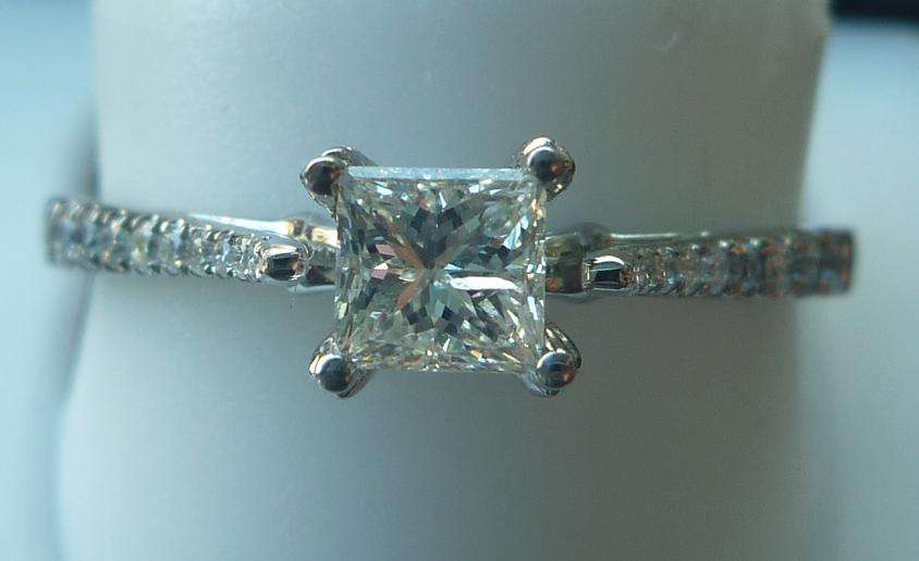 **CERTIFIED [R34231]** SUPER PROMO / PRINCESS DIAMOND RING [0.6050ct] WHITE [18KT] GOLD - BUY SAFE