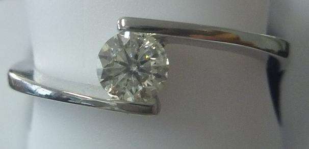 **BARGAIN [R21224]** MODERN [VVS2] SOLITAIRE [0.340ct] DIAMOND RING [WHITE GOLD] - BUY SAFE