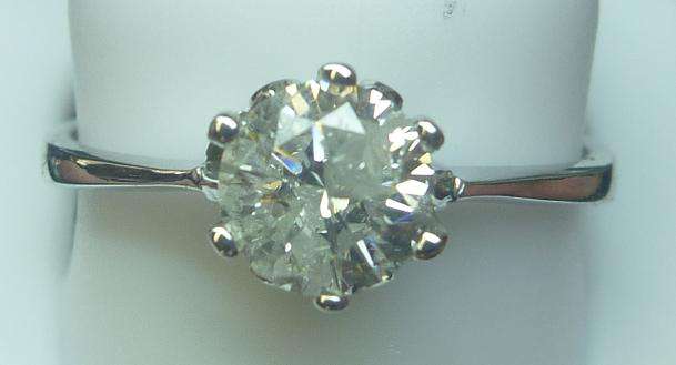 **CERTIFIED MASSIVE [R49852]** SPARKLING  [0.951CT] SOLITAIRE RING WHITE GOLD - BUY SAFE