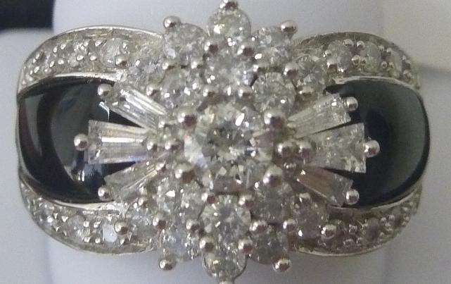 **EXTRAORDINARY [R55960]** FLOWER DESIGN [1.090ct] DIAMOND RING [5.553g] SOLID WHITE GOLD - BUY SAFE