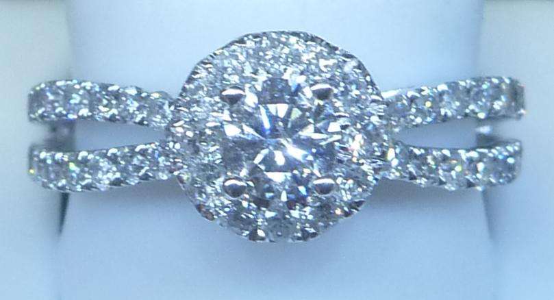 **SPECTACULAR [R42368]** HALO DESIGN [1.020ct] DIAMOND [G /SI2] RING [3.739g] WHITE GOLD - BUY SAFE