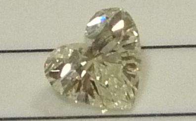 **CERTIFIED HEART SHAPE**  [0.377ct] NATURAL [ SI3 ] DIAMOND - EYE CLEAN [BUY SAFE]