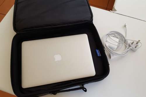 MACBOOK AIR 2015 - i5 5th Gen - 128gb SSD -