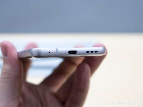 LG G6 - PLATINUM - LOCAL STOCK - 32GB