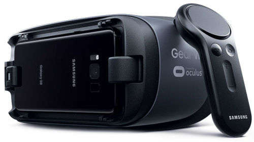 SAMSUNG GEAR VR WITH VR CONTROLLER BY OCULUS
