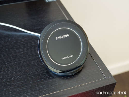 SAMSUNG WIRELESS CHARGER FAST CHARGER