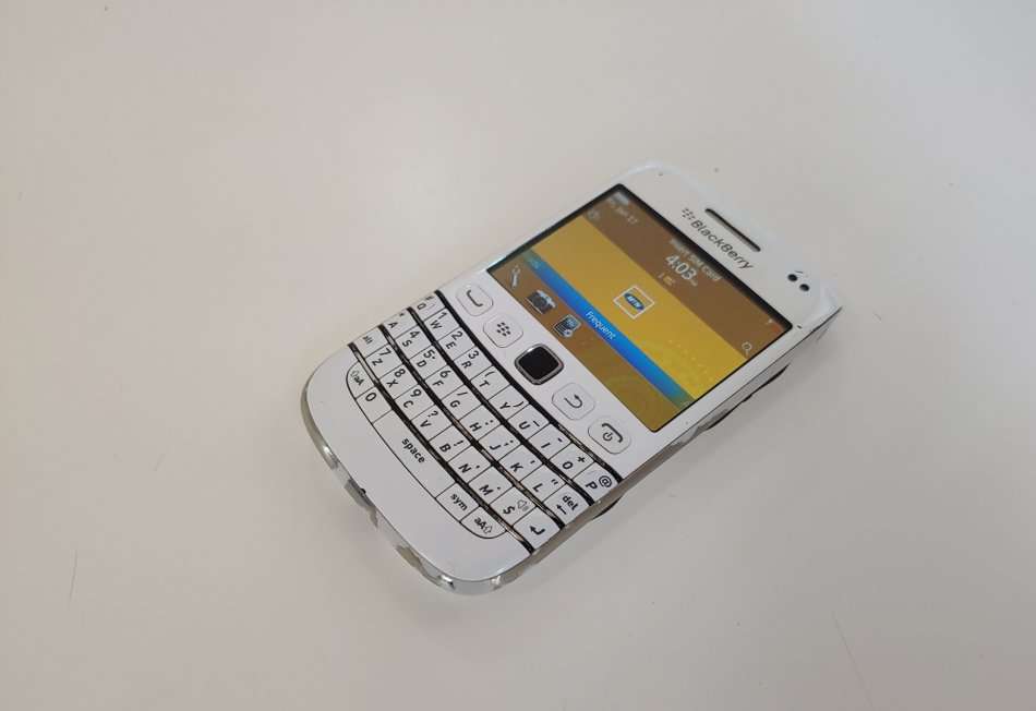 BLACKBERRY BOLD 9790 TOUCH