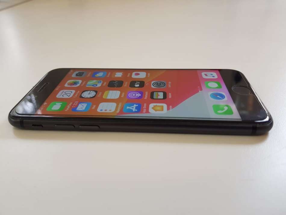 APPLE IPHONE 8 - 64GB - BLACK - LOCAL STOCK