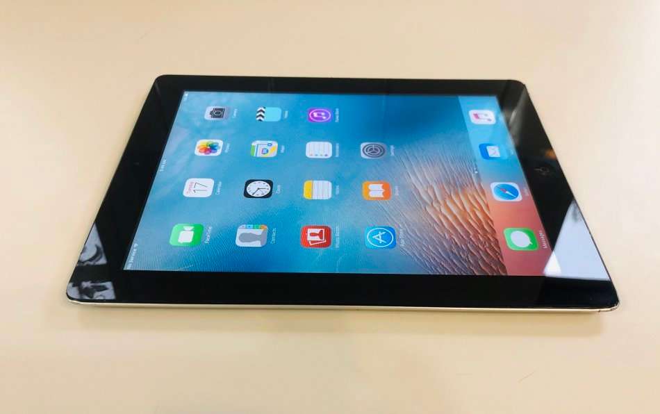APPLE IPAD 2 - 64GB - WIFI / 3G