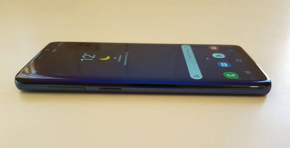 SAMSUNG GALAXY S9 - CORAL BLUE - LOCAL STOCK