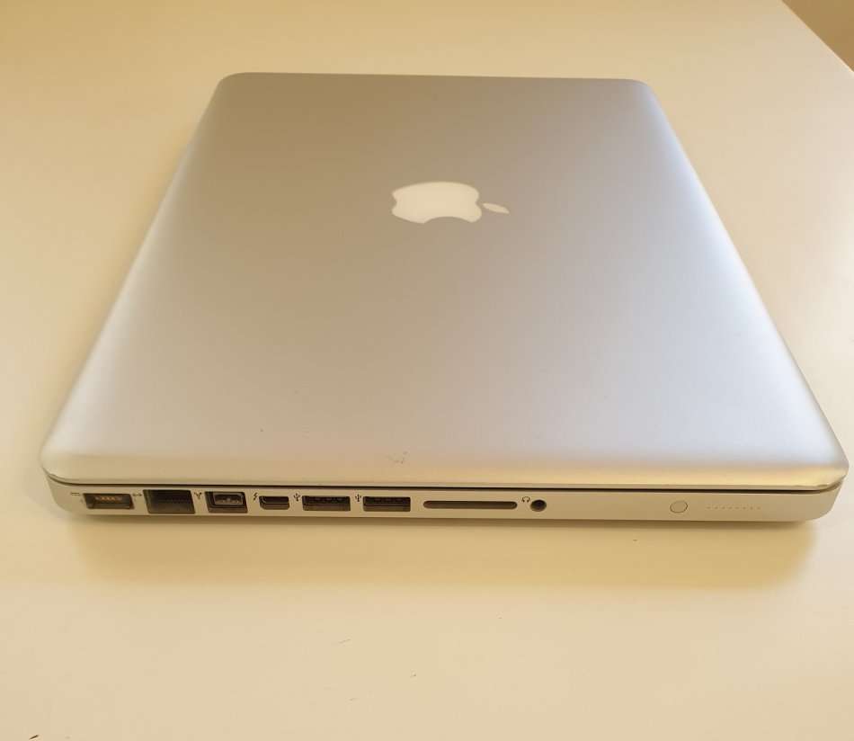 MACBOOK PRO 2012 - CORE i5 - 500GB HARD DRIVE