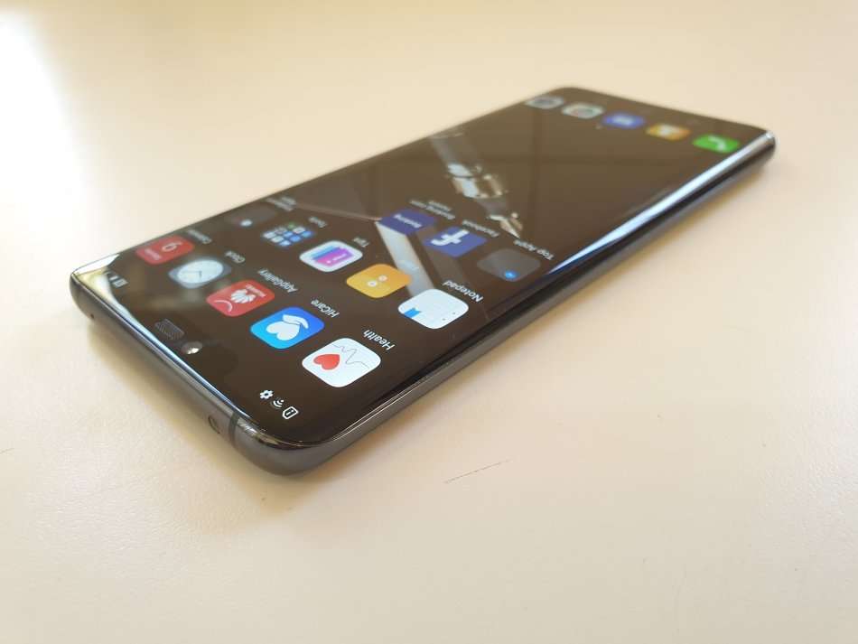 HUAWEI MATE 20 PRO - BLACK - 128GB - LOCAL STOCK