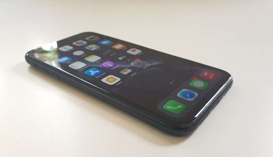 APPLE IPHONE XR - BLACK - 64GB - LOCAL STOCK