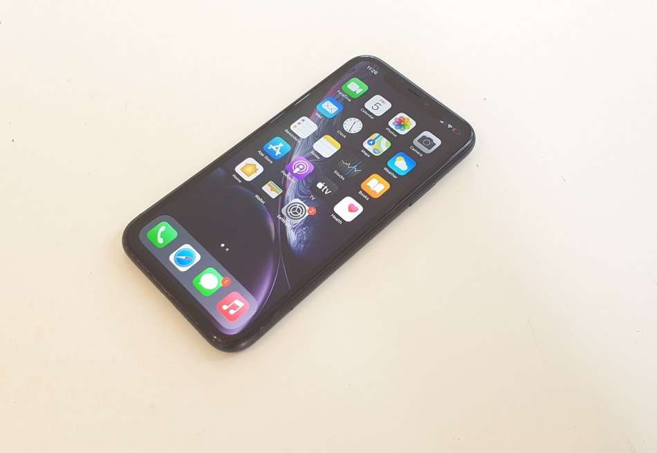 APPLE IPHONE XR - BLACK - 64GB - LOCAL STOCK