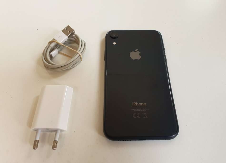 APPLE IPHONE XR - BLACK - 64GB - LOCAL STOCK