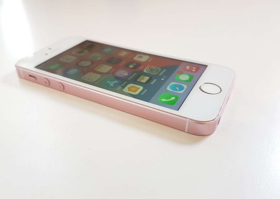 IPHONE 5 SE - 128GB - ROSE GOLD