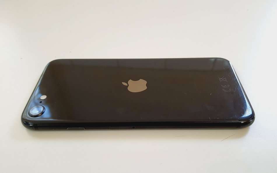 APPLE IPHONE SE 2020 - BLACK - 128GB
